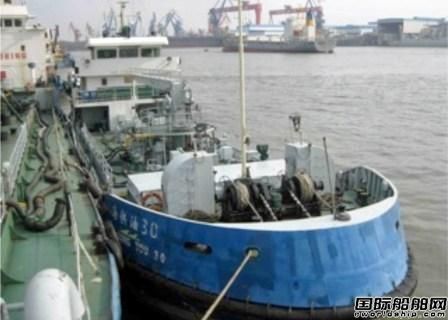 埃克森美孚上海租駁船服務汽缸油客戶 