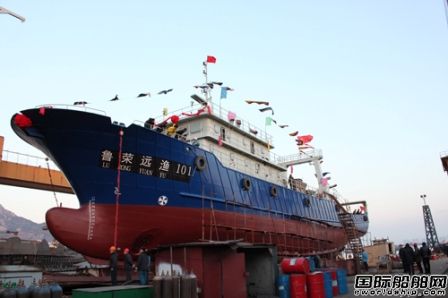 黃海造船2艘遠洋圍網漁船下水