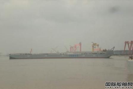 宏強船舶重工甲板駁“宏強53”下水