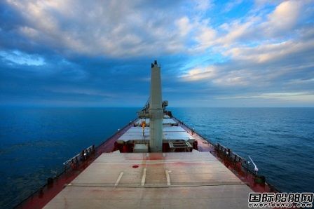 中柏京魯船業獲10艘散貨船訂單