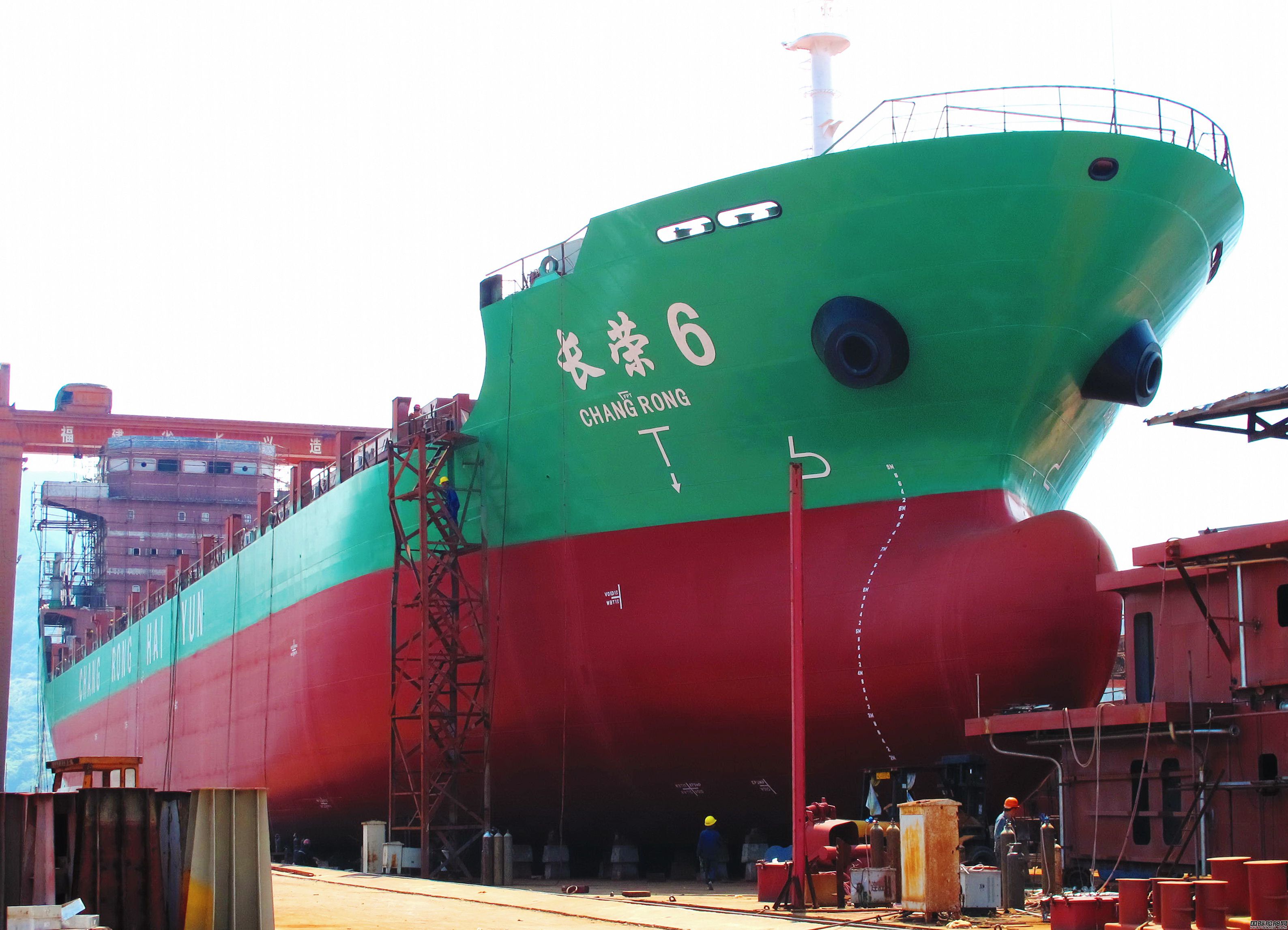 長興船舶重工“長榮6號”下水