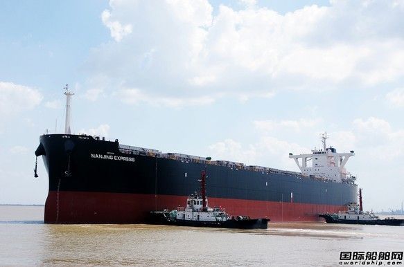 明德重工首制470萬(wàn)立方英尺木片船交付