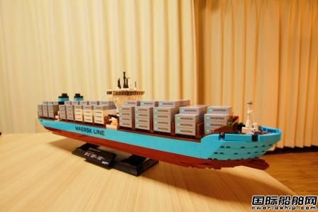 樂高版“全球最大集裝箱船”上市