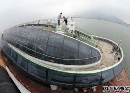 江龍船舶建造我國首艘全透明觀光船 