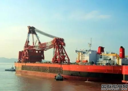 金海船務成功維修世界第一起重船