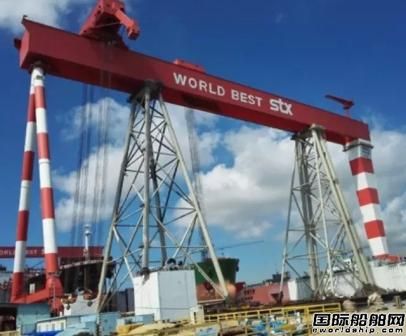 STX（大連）900噸龍門吊運往舟山太平洋海工