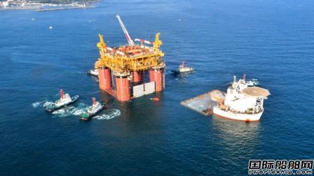 “海洋石油278”首次運輸超大型海洋結構物