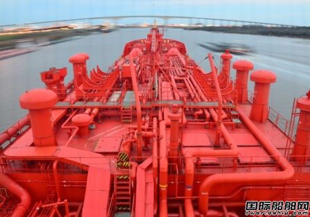 亞洲LR2型成品油船需求增長推升運價 