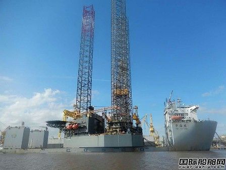 “華海龍”半潛船完成第21個航次任務