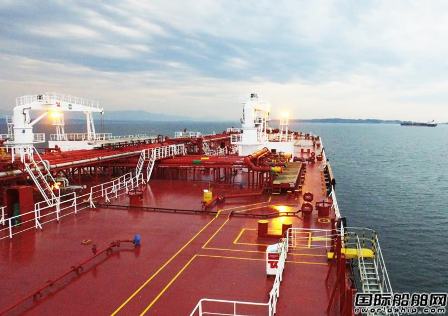 Teekay LNG Partners出售1艘蘇伊士型油船