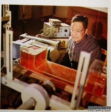 100q¾҇촬IλԺʿ