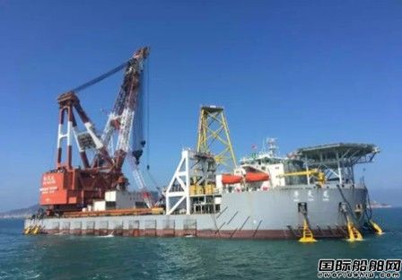 國內首次大型起重船升級改造工程成功
