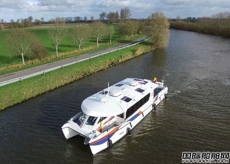 全球首艘雙燃料氫動力客船誕生