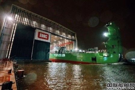 IHC建造全球首艘LNG動力絞吸挖泥船下水