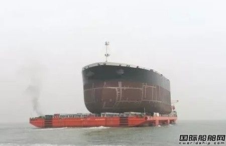 寧波三星重工建造國內最大船舶分段單體出運