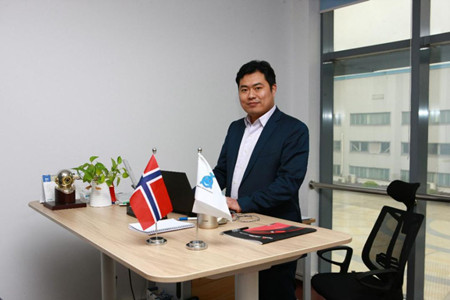 王建軍：從“救生圈推銷員”到海上安全的引領者