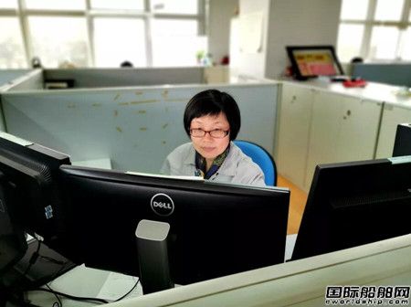 陳曉瑩獨(dú)創(chuàng)"滬東玲瓏型"球艏方案