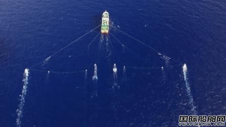 “海洋地質八號”三維物探調查船圓滿完成任務順利返航