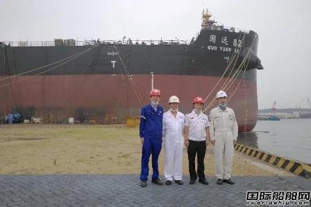 武船交付福建國航一艘86000噸散貨船