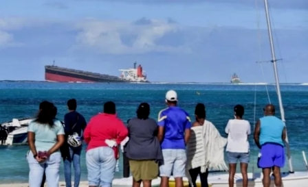 船員“蹭網”觸礁漏油？這艘船闖下大禍！