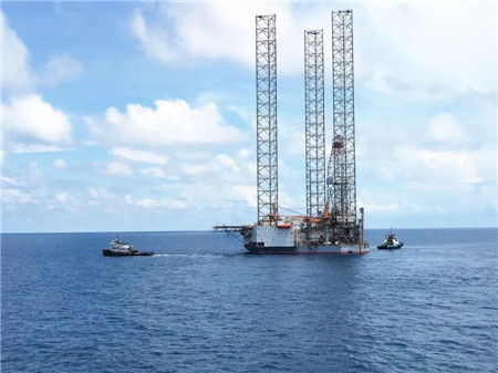 “振華7”輪墨西哥成功浮卸自升式鉆井平臺