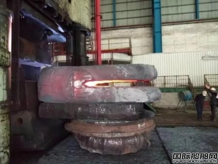 武漢重工完成首批S60機(jī)曲柄工藝試驗(yàn)件鍛造