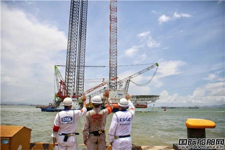 文沖修造首艘改建風電安裝平臺成功交付