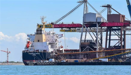 Safe Bulkers出售一艘kamsarmax型散貨船