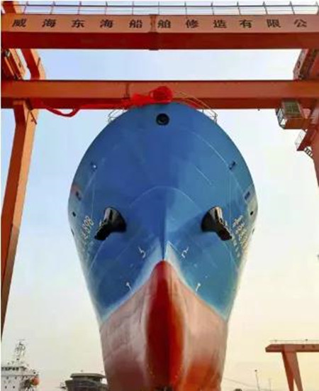 廈門雙瑞為迅達海運“源辰67”輪首個分段涂裝啟動