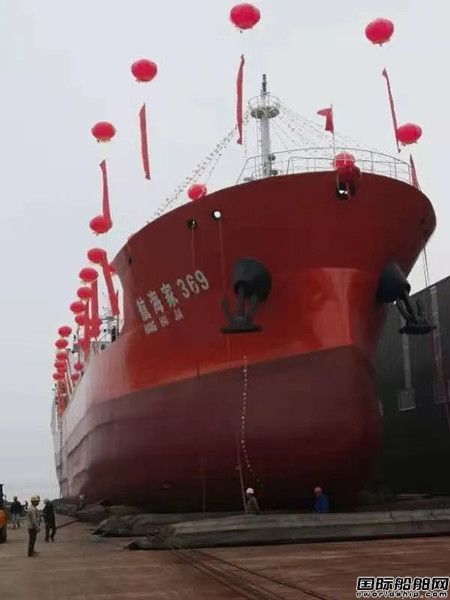 海東造船廠為興龍舟海運集團建造第1艘油船下水