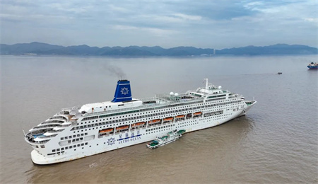 舟山中遠(yuǎn)海運(yùn)重工圓滿(mǎn)完成“鼓浪嶼”號(hào)豪華郵輪修理工程