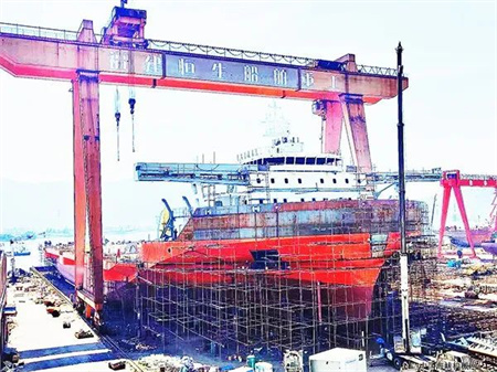 恒生船舶重工攻堅克難造海洋大件運輸船