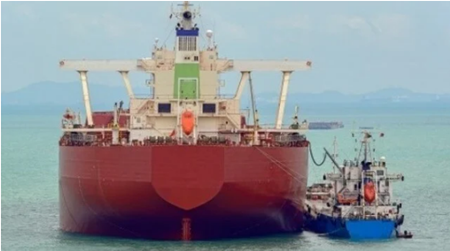 得不償失!受賄1萬美金參與燃油盜竊被判入獄三個月!