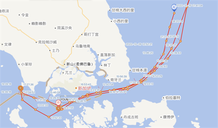 突發！一艘滿載超大型油船在新加坡海峽擱淺