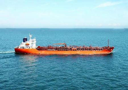 興通股份首艘國際化學品船“興通開元”輪正式投入運營