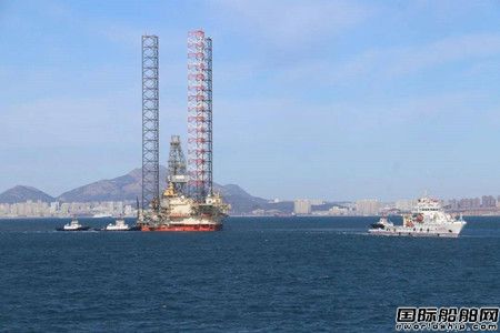 上海海洋石油局兩座鉆井平臺奔赴自營井