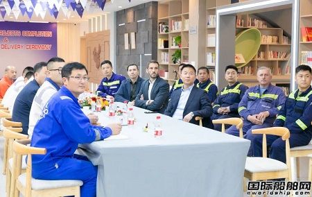 舟山中遠海運重工完工交付達飛輪船系列集裝箱船脫硫改裝項目