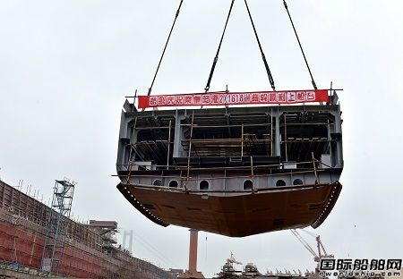 鎮江船廠3236kW全回轉拖輪順利搭載