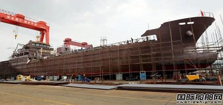 海東造船廠2艘3400噸不銹鋼化學品船艏柱合攏