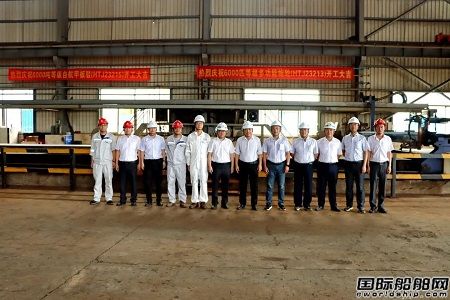 航通公司兩艘港口服務船正式開工