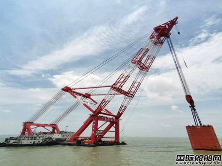 “振浮4”輪完成船舶電力系統(tǒng)更新及起重機(jī)大修