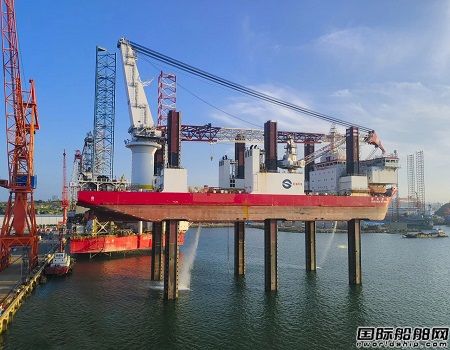 威海金陵完成“慧海壹號”風電安裝船升級改造啟航作業