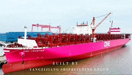 沙鋼助力揚子船業(yè)集團新造15000TEU集裝箱船