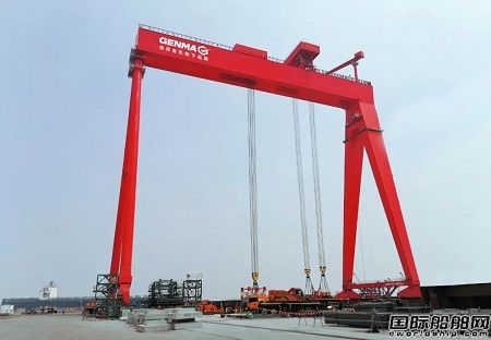 潤邦重機中標兩臺GENMA大型門式起重機訂單