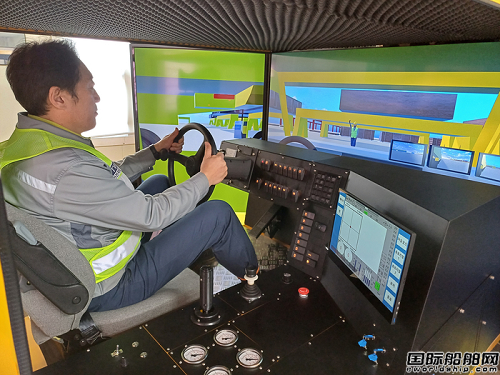 韓華海洋成功開發(fā)特種車輛VR駕駛模擬器
