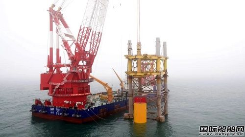 首戰(zhàn)告捷！中交海峰風(fēng)電“海峰2001”完成單樁沉樁任務(wù)