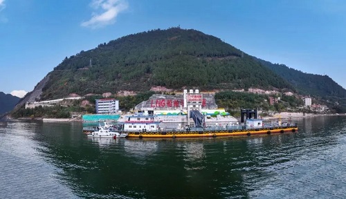歷史首次!三峽庫區(qū)迎來江海直達船舶LNG加注作業(yè)