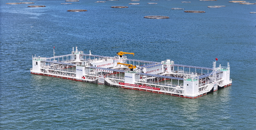 廣東中遠海運重工交付半潛桁架式養殖平臺“格盛1號”
