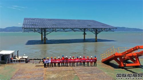 中交海峰風電承建海上光伏項目試驗實證平臺完成安裝