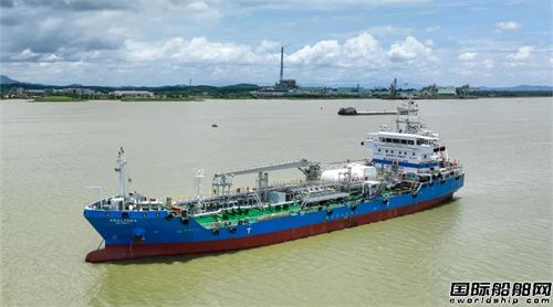 航通船業建造7999噸雙燃料加油船完成二次試航